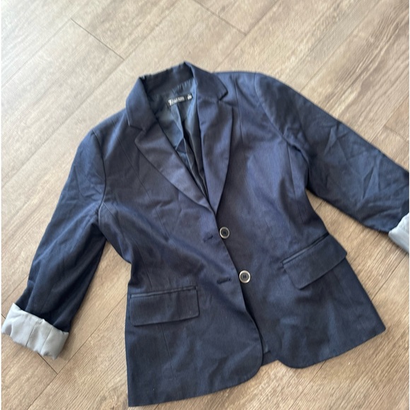 7TH Avenue design studio New York & company blazer 🌷 - Picture 4 of 8